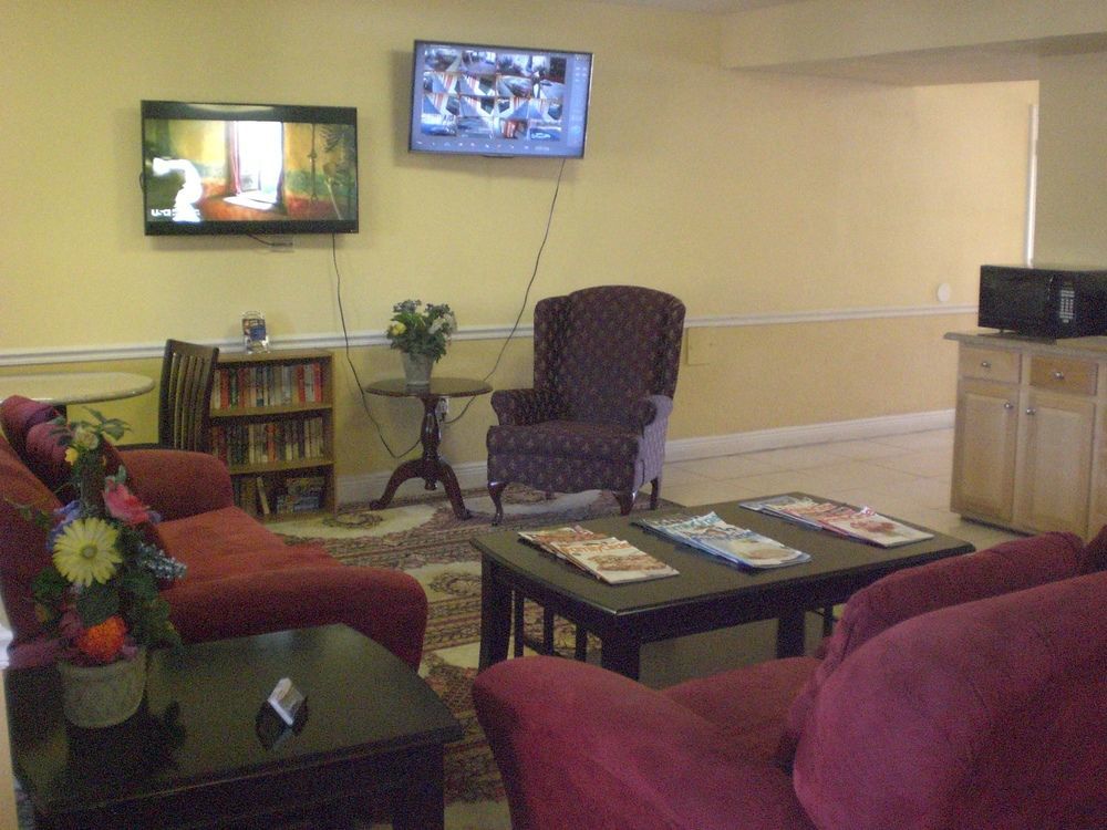 Executive Garden Titusville Hotel 外观 照片