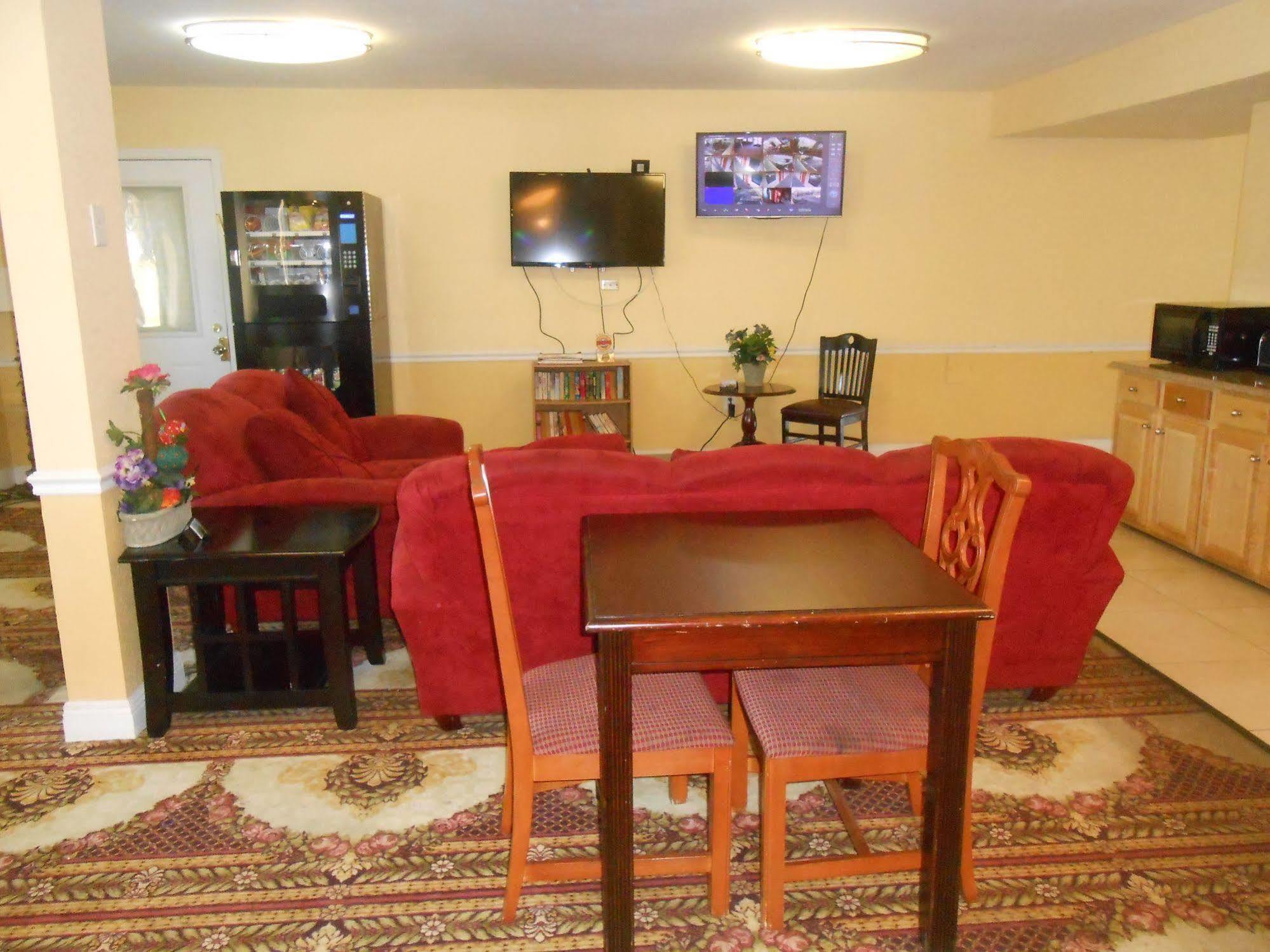 Executive Garden Titusville Hotel 外观 照片