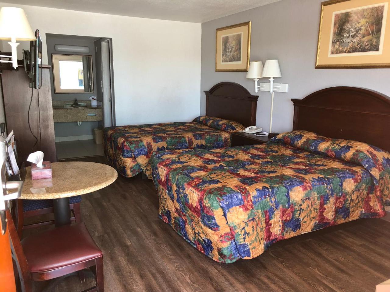 Executive Garden Titusville Hotel 外观 照片